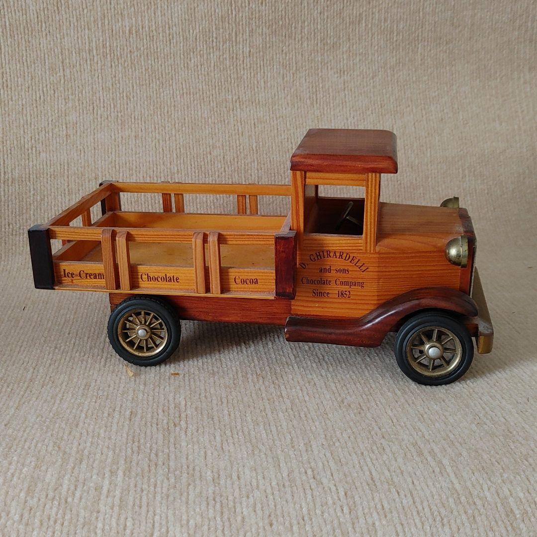 GHIRARDELLI ギラデリ サンフランシスコ　チョコレートトラック　USA