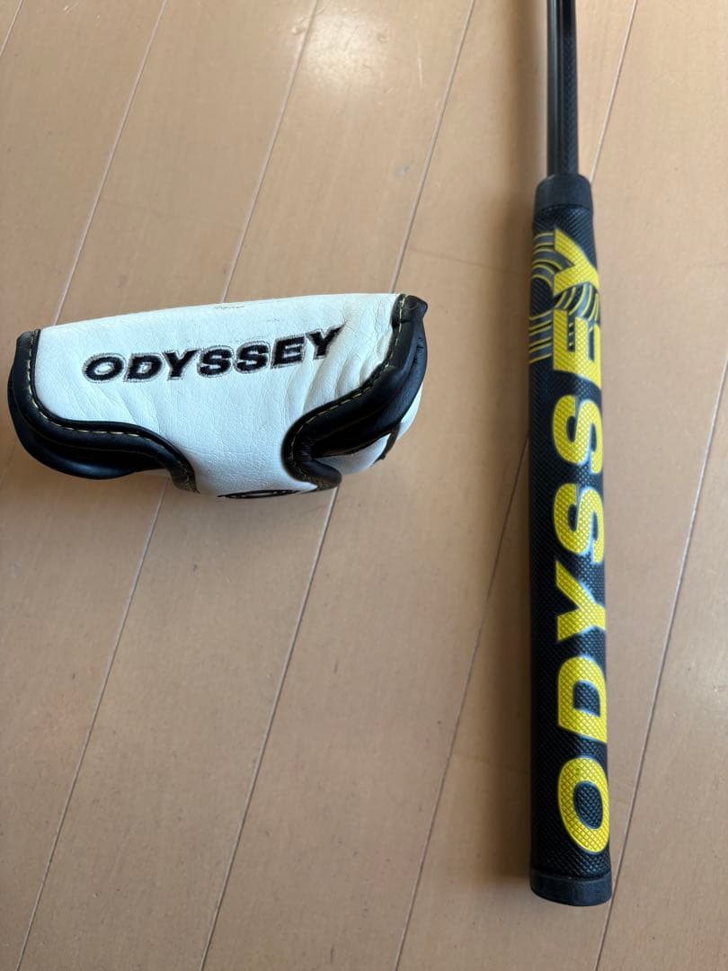 ODYSSEY STROKE LAB パター ヘッドカバー付き