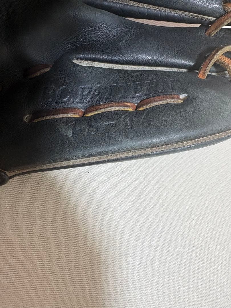 ZETT 中村奨吾実使用　グローブ