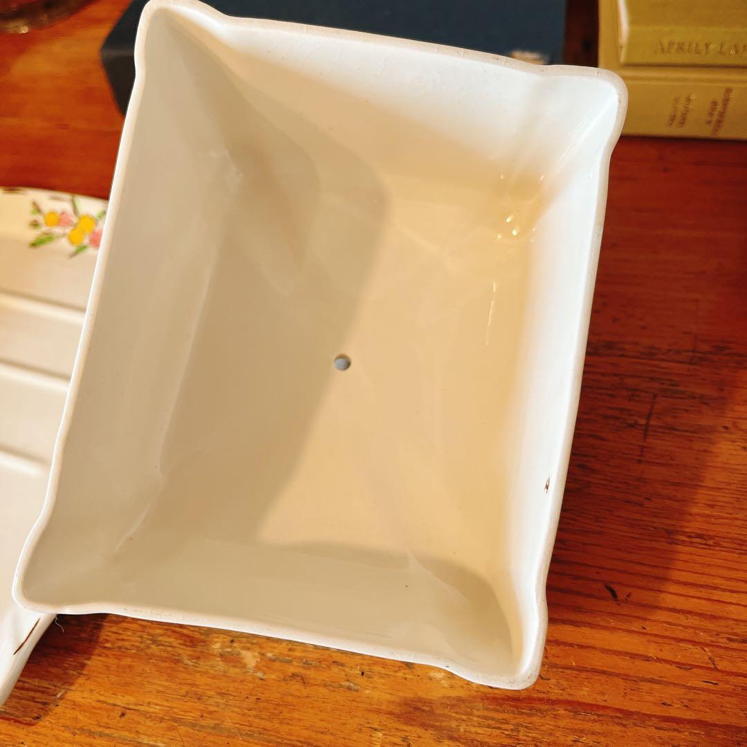 イギリス　可愛いミモザのチーズケース