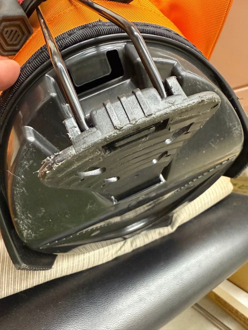 『美品』ブリーフィング　キャディバッグ オレンジ