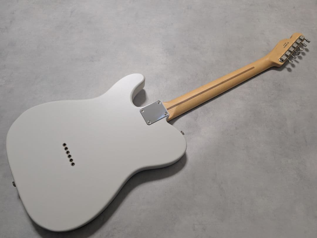 ギター Fender Kusumi Color Telecaster Thinline