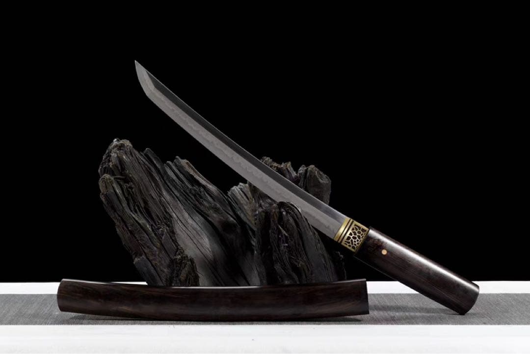 檀木居合刀 刀装具 日本刀 模造刀 武具 舞踊刀 鎧通し 短刀 互目丁子焼き