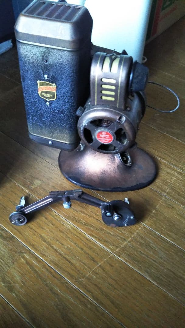 サクラスコープ　16ミリ映写機