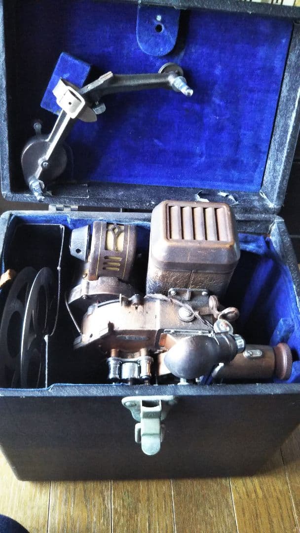 サクラスコープ　16ミリ映写機