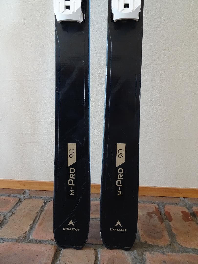 Dynastar M-PRO 90　プレート、ヒールリフター