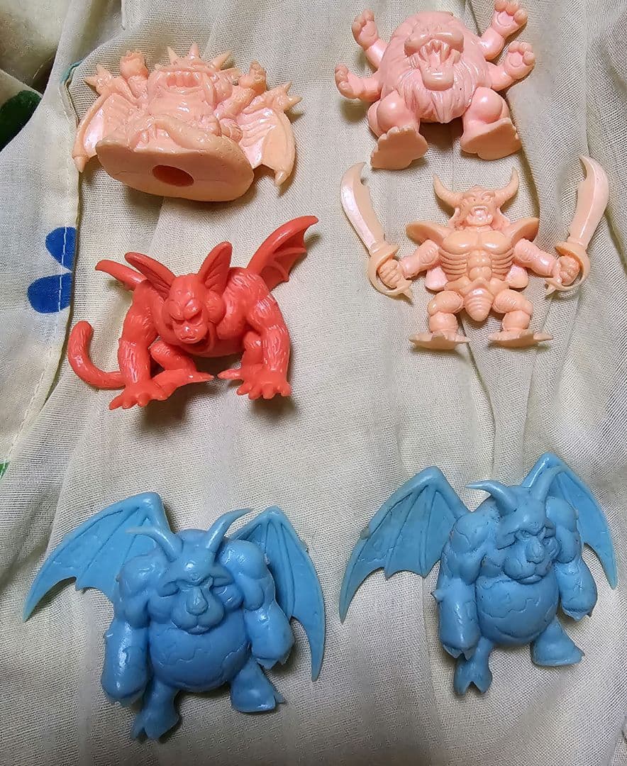 ドラゴンクエスト クロスアップ 消しゴム 30体