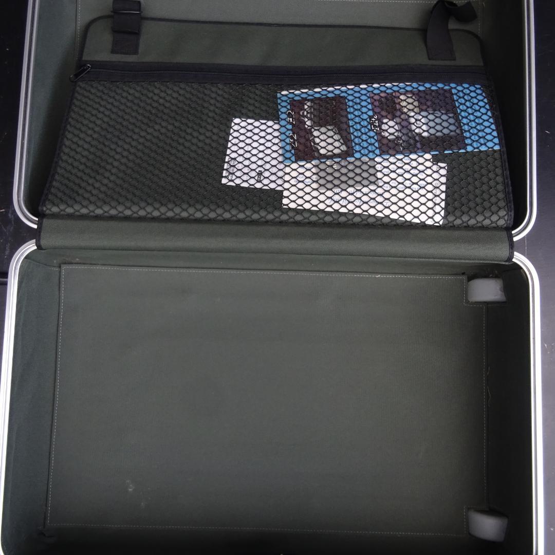 ゼロハリバートンZアルミ2輪機内持ち込みZRDCO-SI ダイヤルキャリーバッグ