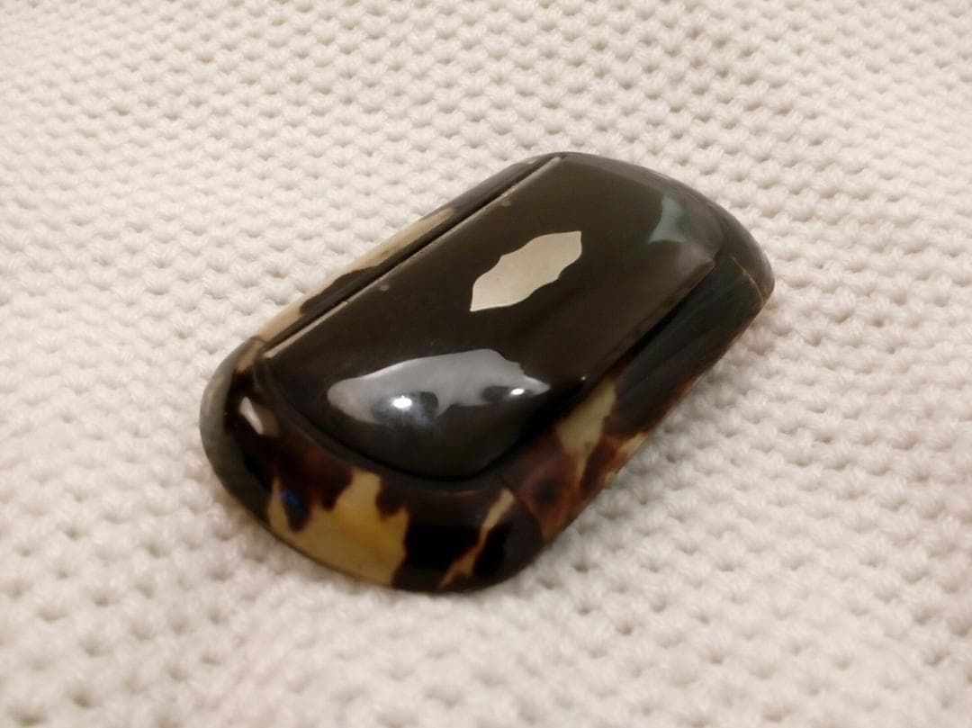 鼈甲アンティーク小物入れ