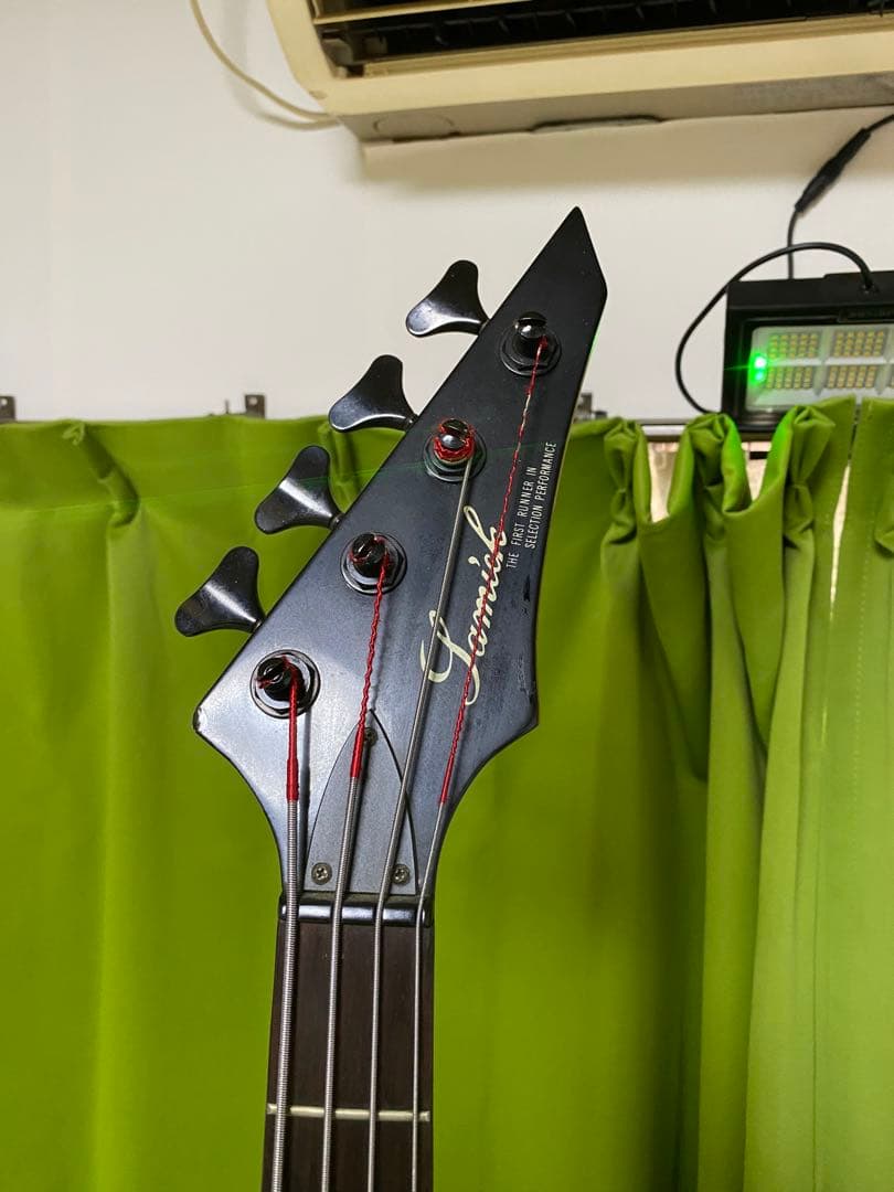 B*D様 クリスマス特価　SAMICK ワーロック warlock 　変形エレキ