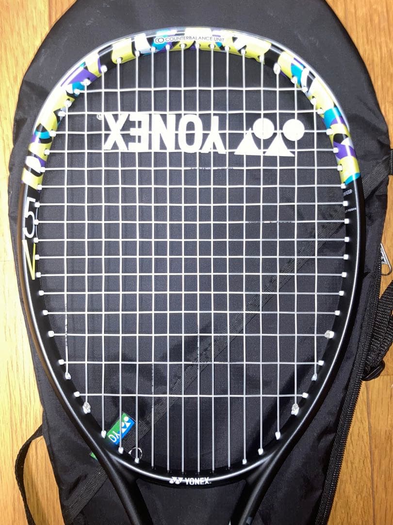 トムトム　軟式用ラケットジオブレイク50V 02GB50V前衛向け