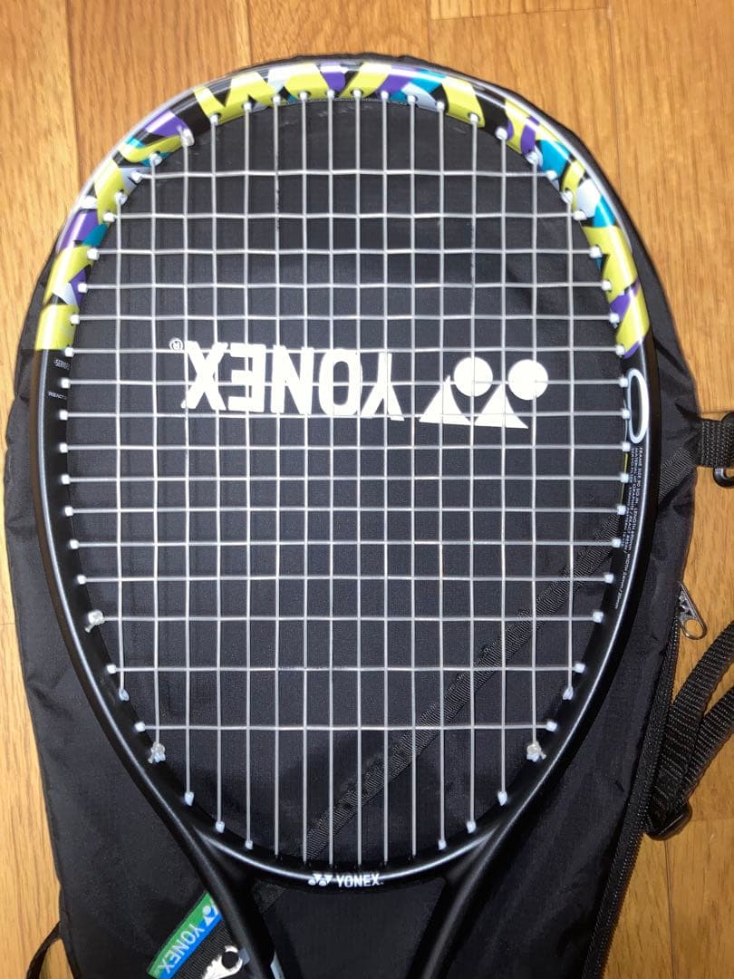 トムトム　軟式用ラケットジオブレイク50V 02GB50V前衛向け