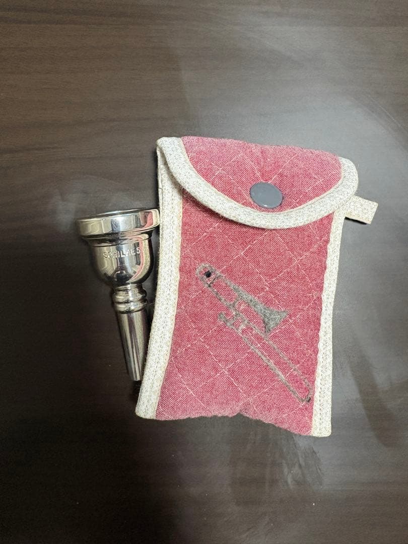 シルキー　トロンボーン、ユーフォニアムマウスピース　51【マウスピースポーチ付】