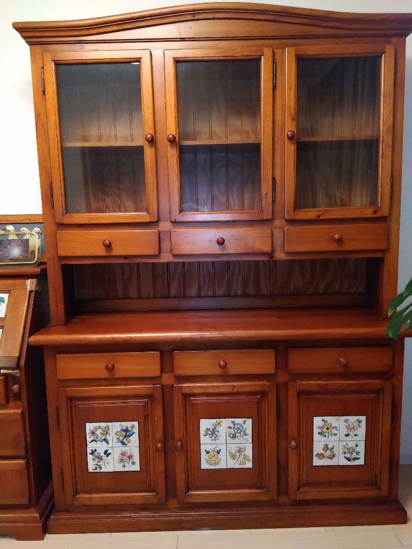 スペインバレンシア家具木製ガラス扉付きキャビネット+ライティングデスクをセット