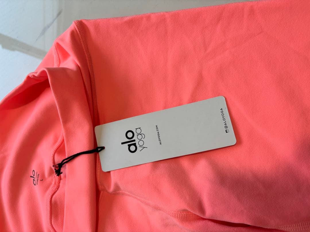 【新品未使用】aloyoga トップス　レギンス　上下セット