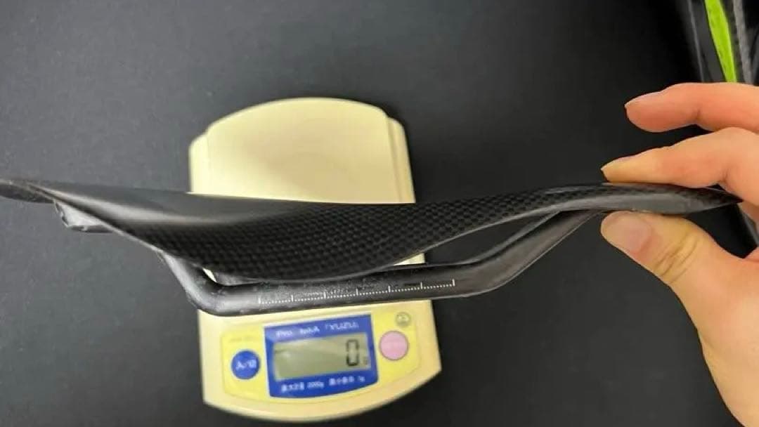 TNI カーボンフライ CarbonFly フルカーボン サドル 超軽量 84g