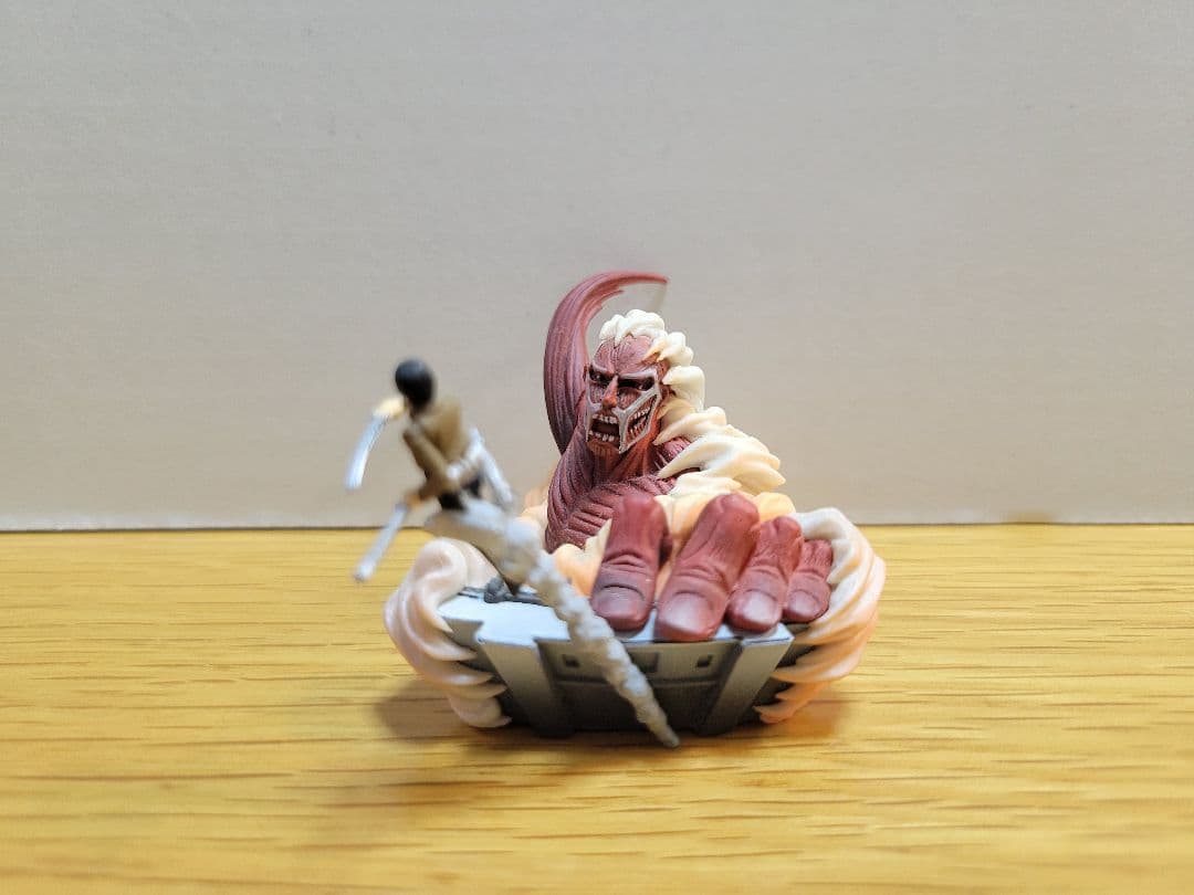 進撃の巨人 カプセル フィギュアコレクション　海洋堂 3種コンプリートセット