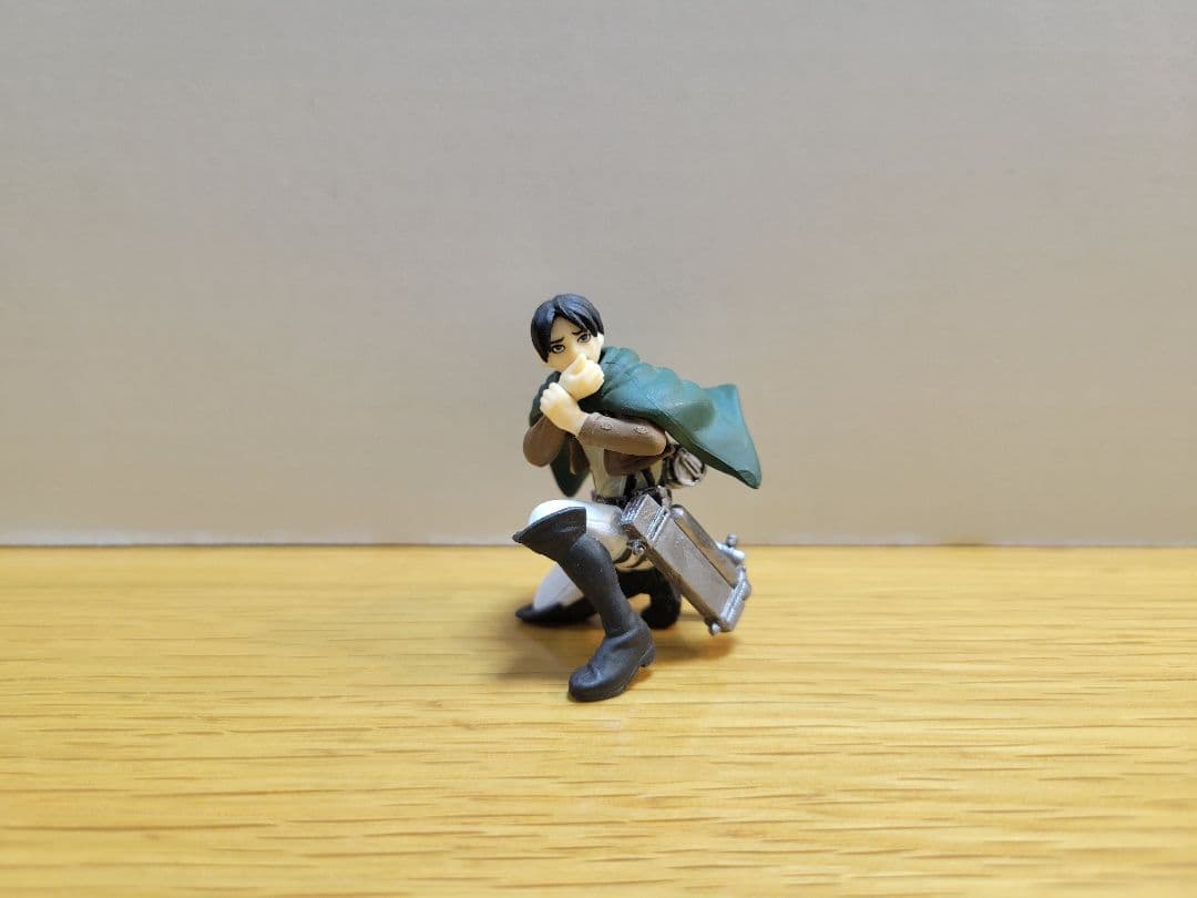 進撃の巨人 カプセル フィギュアコレクション　海洋堂 3種コンプリートセット