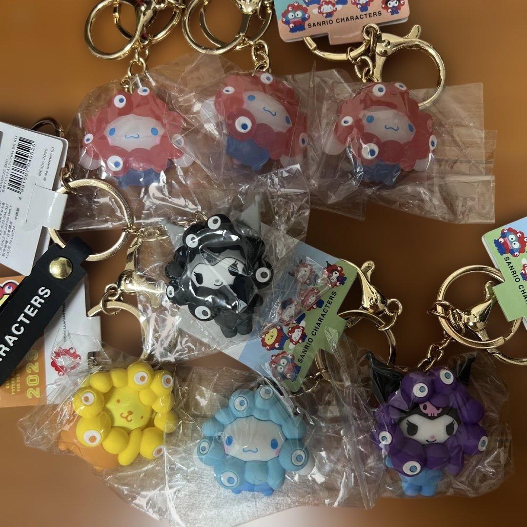 【新品・未開封】 ミャクミャク サンリオ キーホルダー