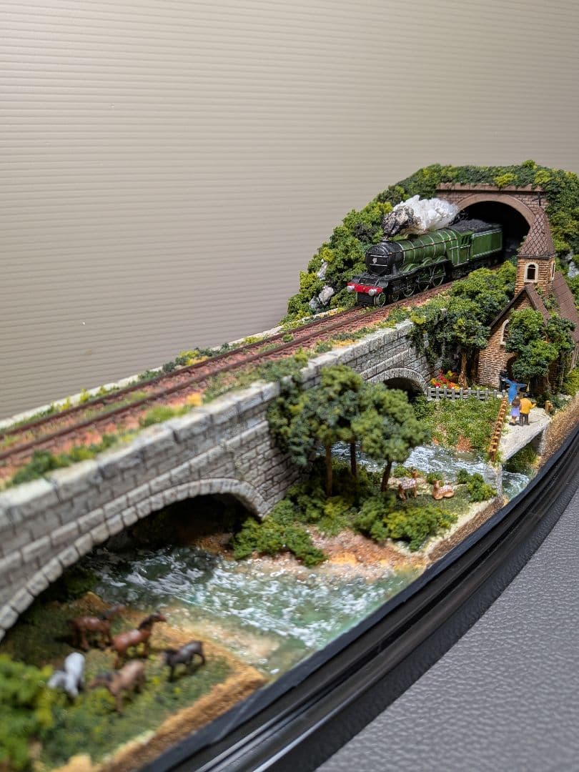 No.59鉄道Nゲージジオラマ車両付き(鑑賞用)