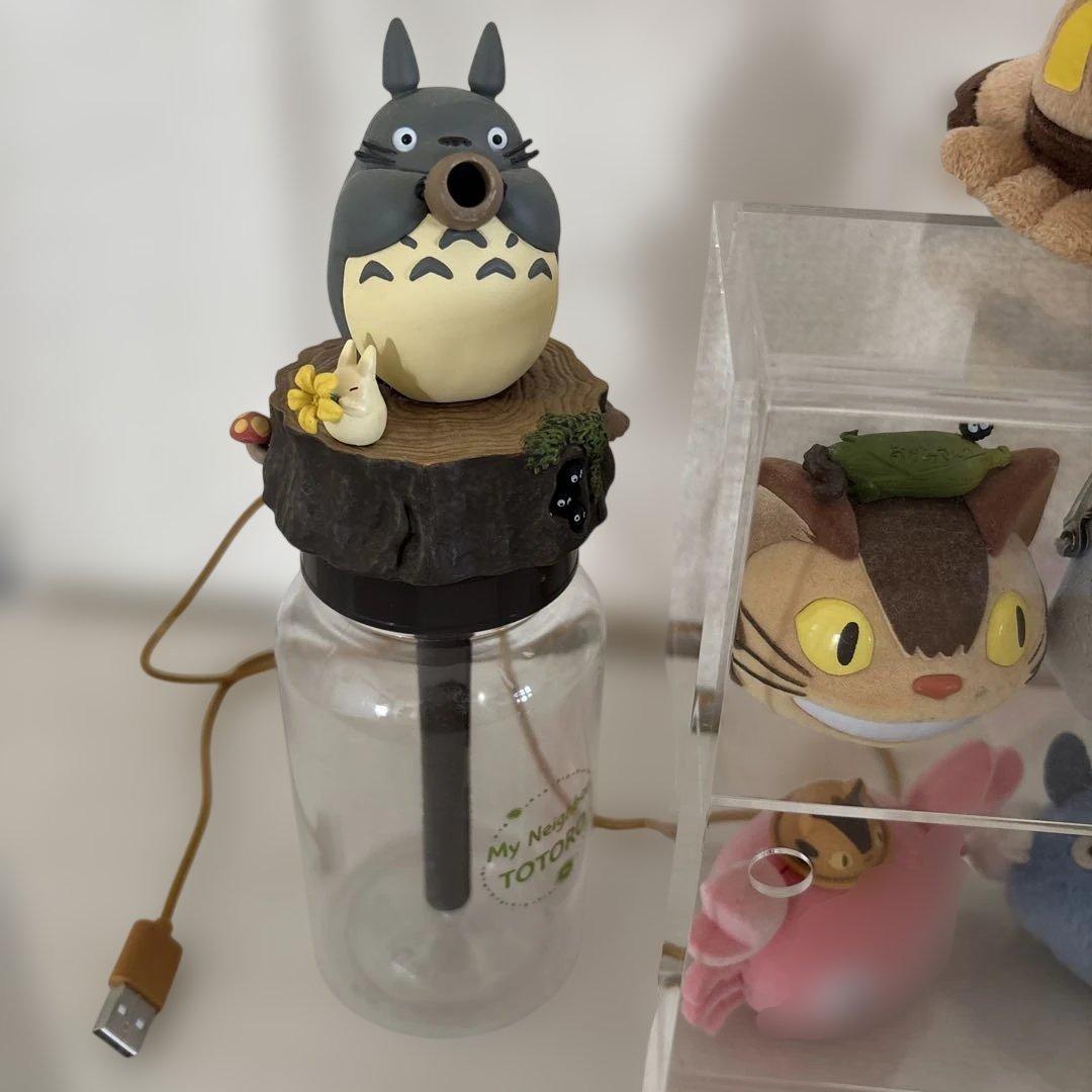 トトロフィギュアセットと卓上加湿器