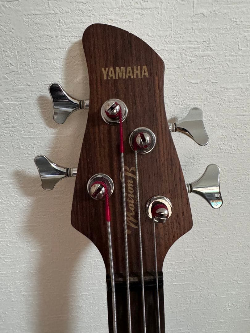 ヤマハ Motion B ベースギター販売中、美しい音色、良好なメンテナンス！
