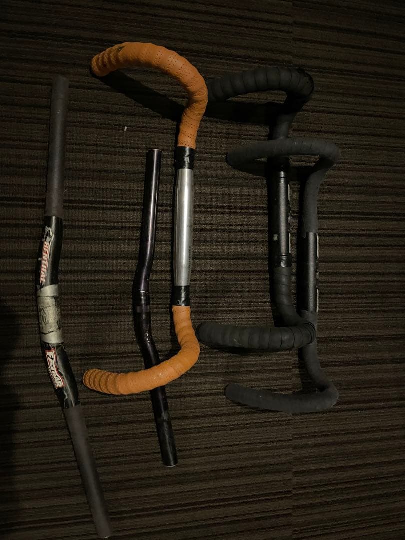 ドロップハンドル　ピスト 競輪 トラック