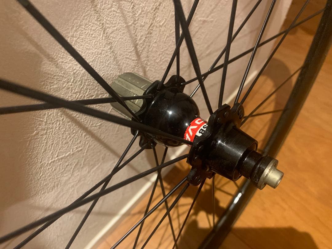 値下げ中 良品 送料込み mavic カーボンホイール 8-10sシマノ