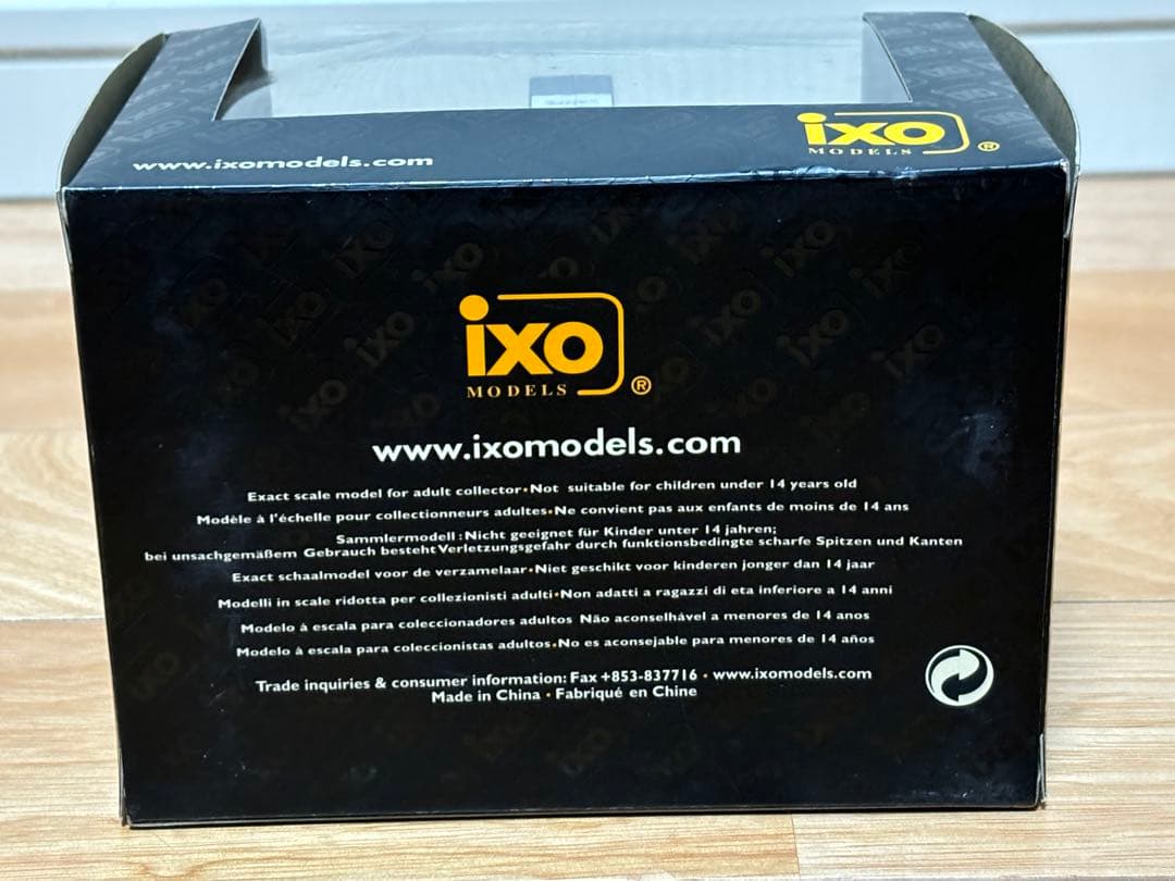 イクソ 1/43 スバル インプレッサ WRC ワールドチャンピオン2001