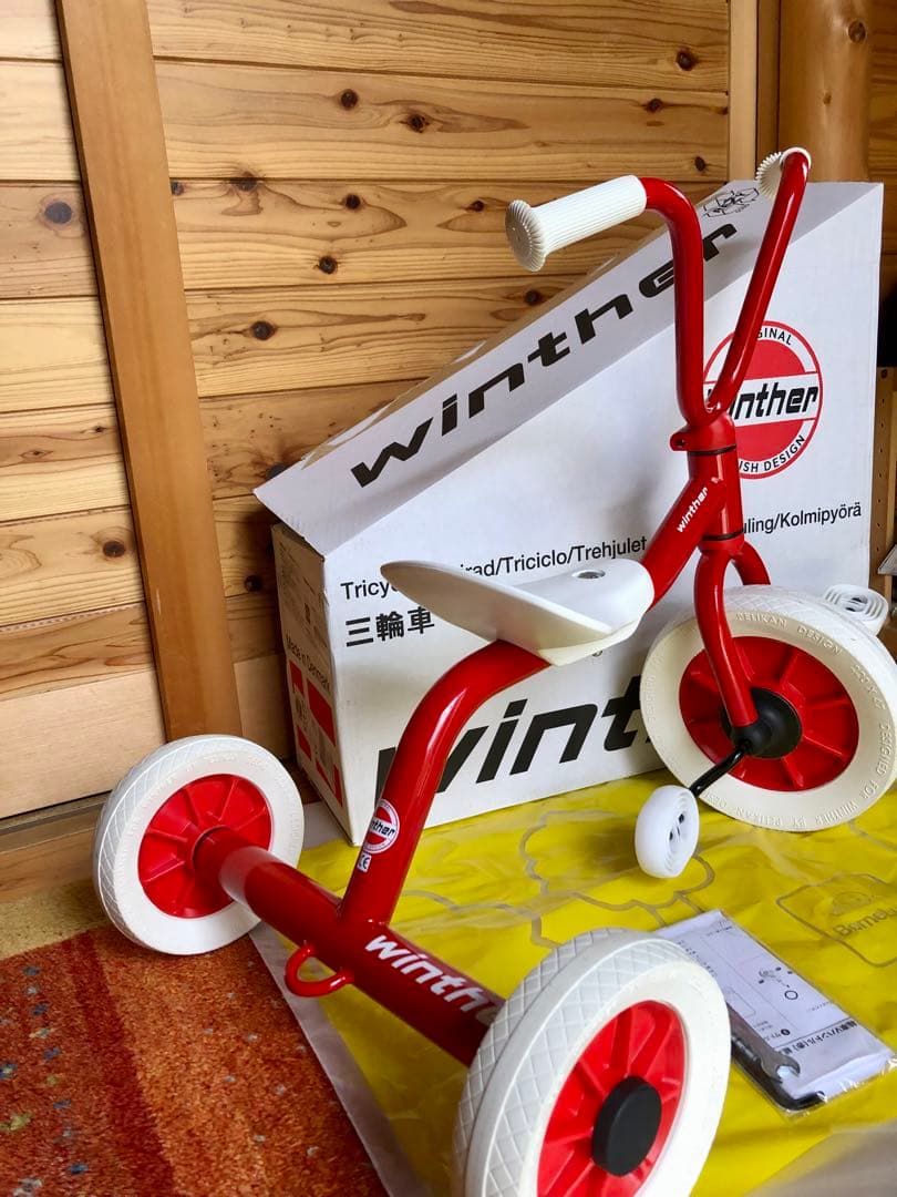 極美品【ボーネルンド】Winther 赤い三輪車 デンマークデザイン　知育玩具