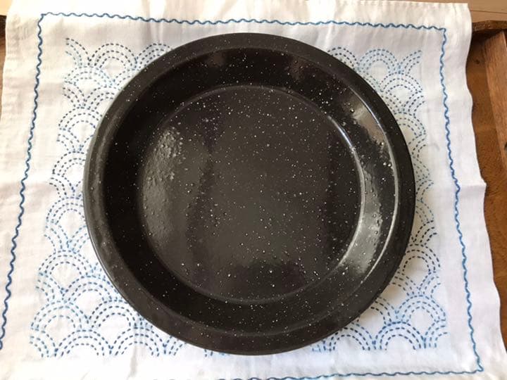 USAアンティーク　アウトドアポット＆プレート4枚