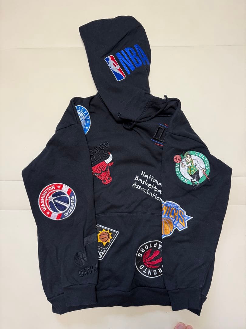 L 限定　完売品 NBA チーム全刺繍ロゴスウェット パーカー