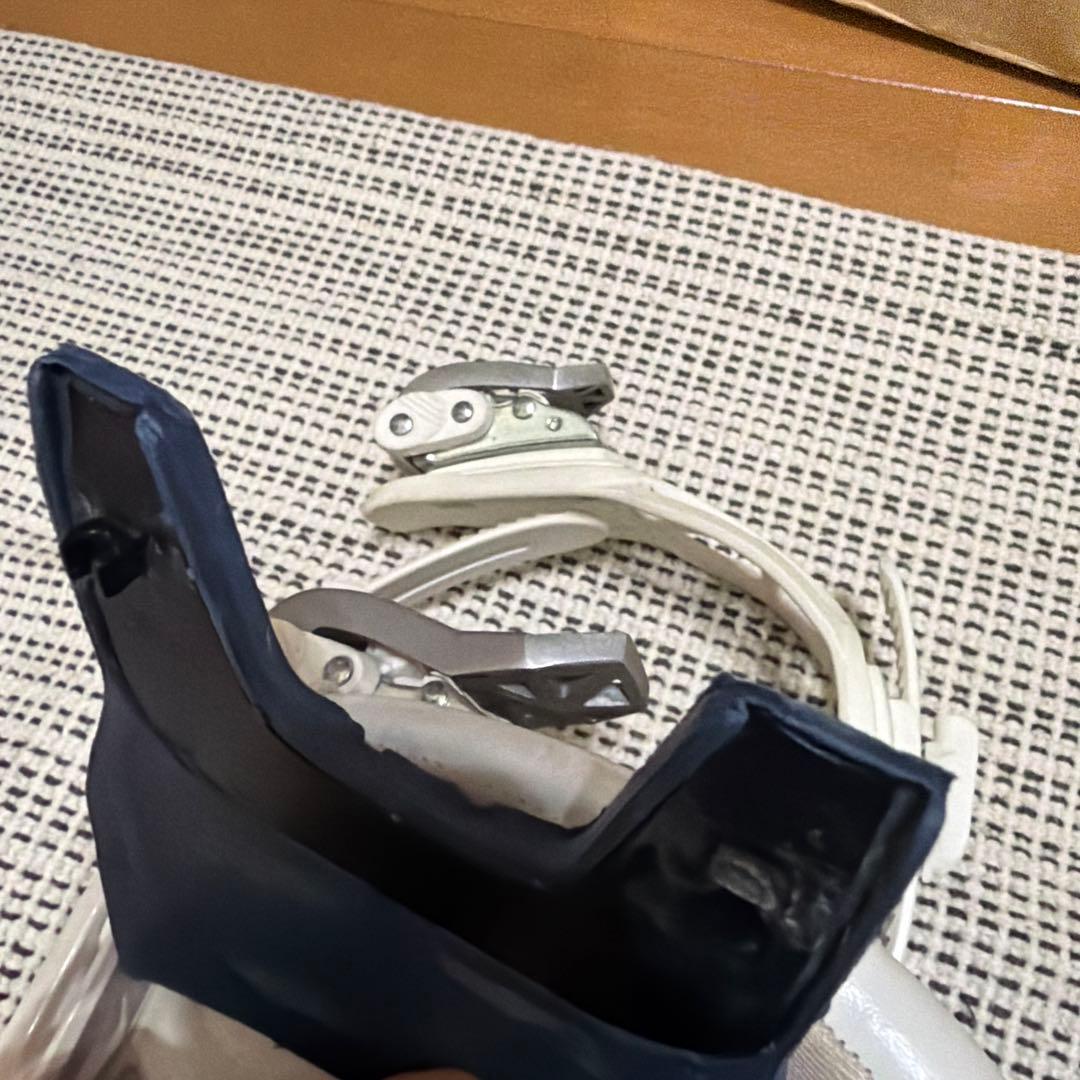 SALOMON スノーボードビンディング ホワイト