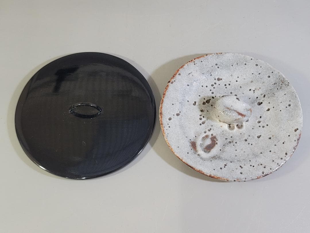 茶道具 鼠志野 水指 塗替蓋 共箱 DT475