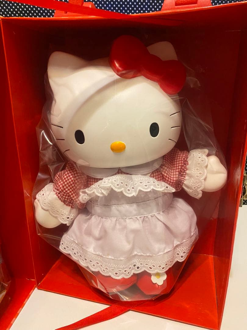 希少！平成レトロ！1998年Helloキティ着せ替えドール箱付き！