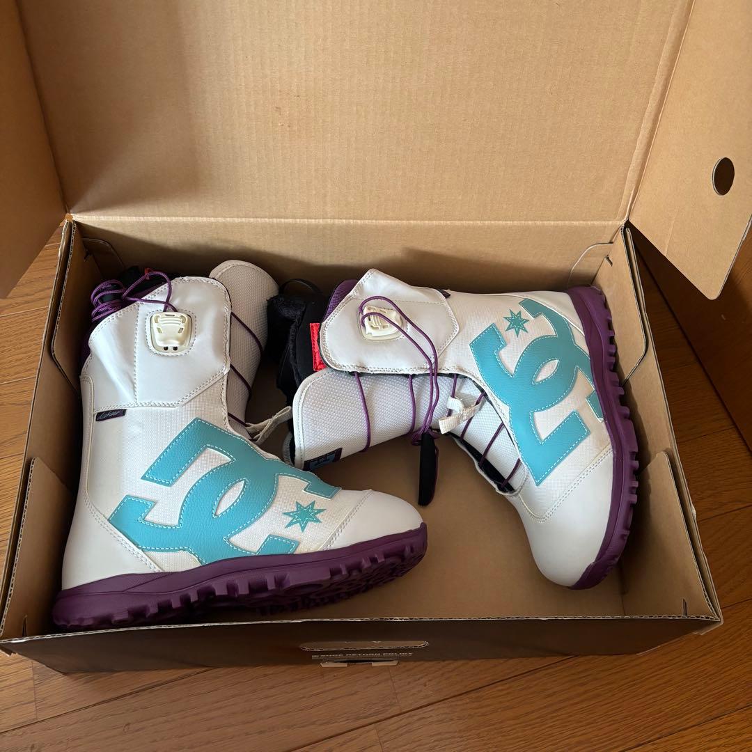 ☆値下げ中【美品】ディーシーシューズ（DC Shoes）AVOUR スノーブーツ