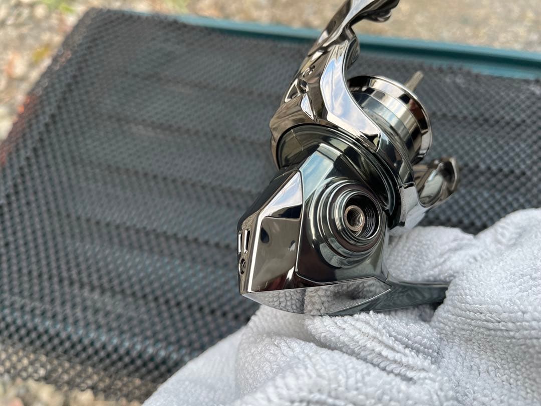 【超美品】SHIMANO 22ステラC2000SHG