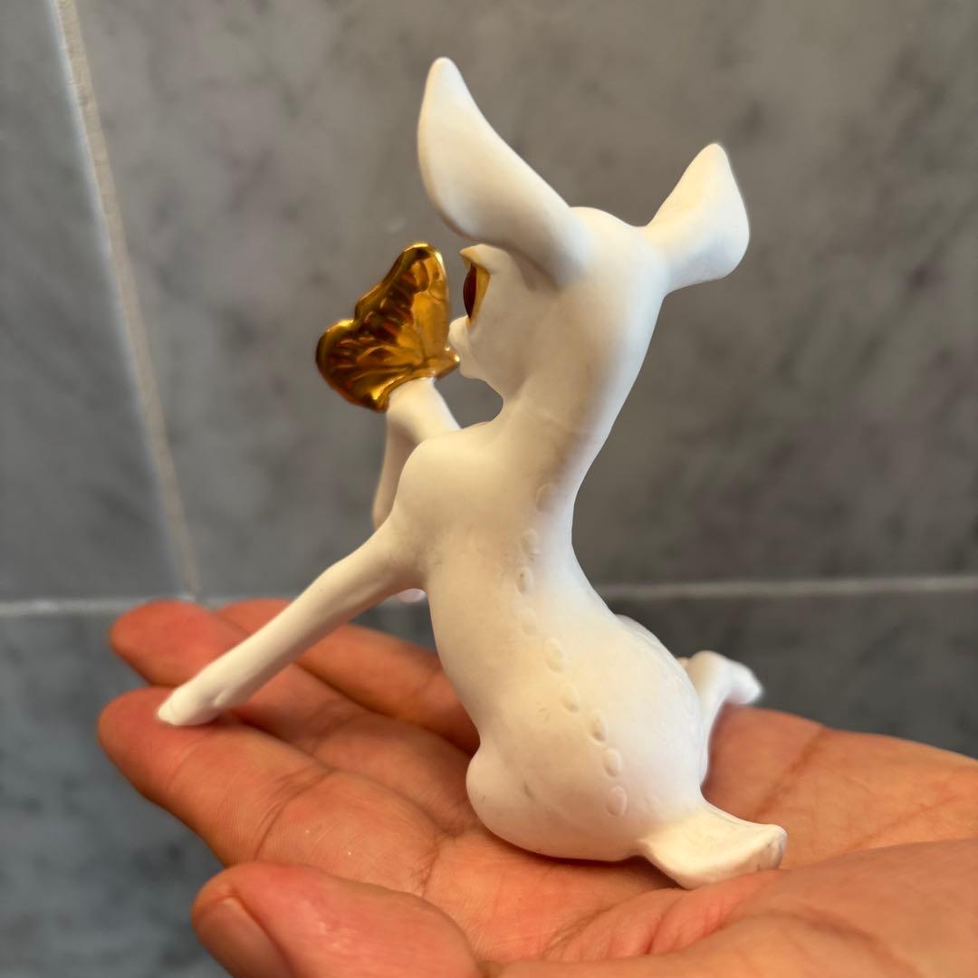 アメリカ70年代　生きているように美しい瞳と金彩の蝶々が素敵なバンビ陶器オブジェ