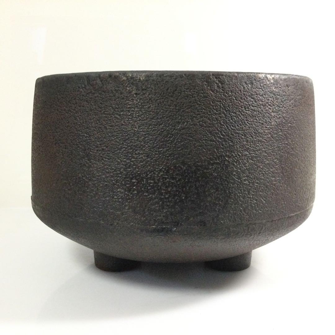 鉄器製 面取風炉 茶道具 五徳・灰付 紙箱付 茶釜 L262