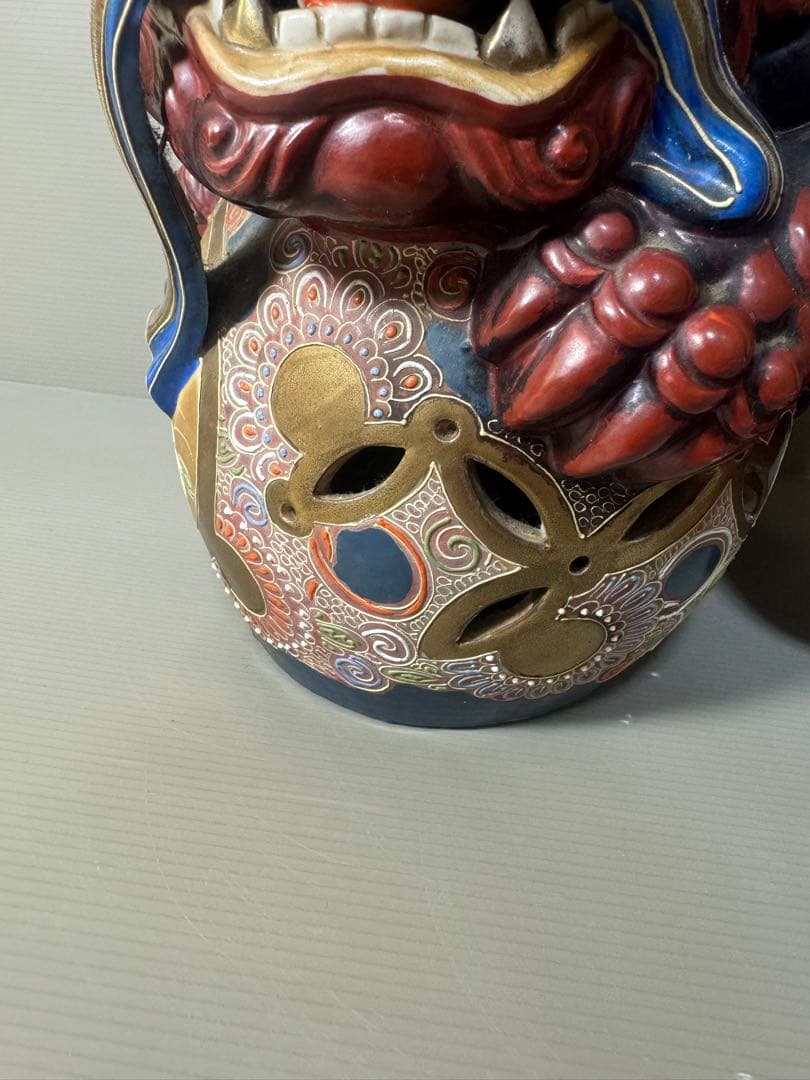 2360 九谷焼　獅子　置物　赤獅子　縁起物　魔除け