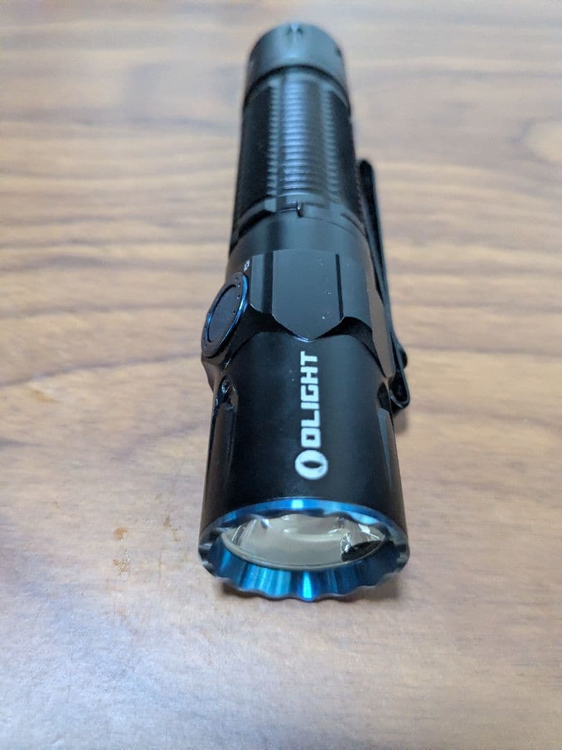 美品✨ OLIGHT WARRIOR 3S 懐中電灯 USB充電 ケース付