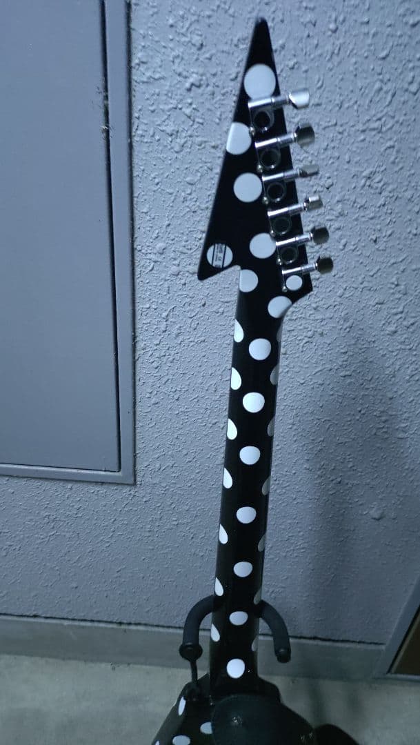 ランディー・ローズ 水玉フライングV レプリカ　　　ランディーストラップ