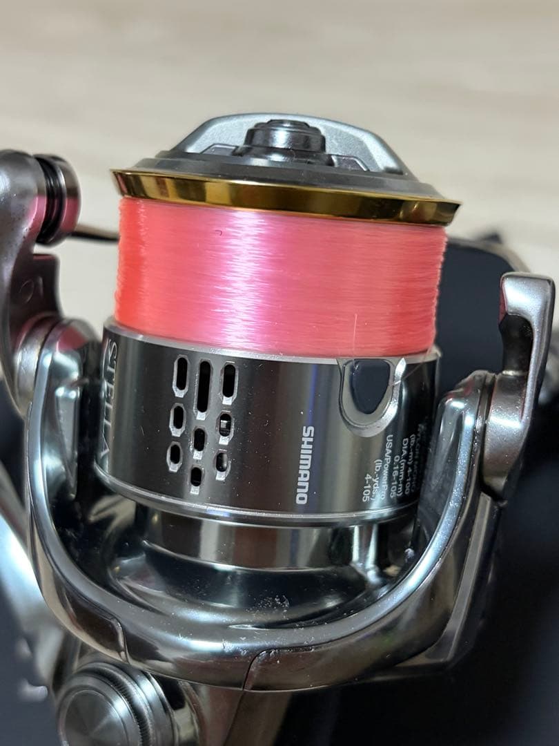 シマノ　18ステラ　C2000SHG 超美品　付属品完備