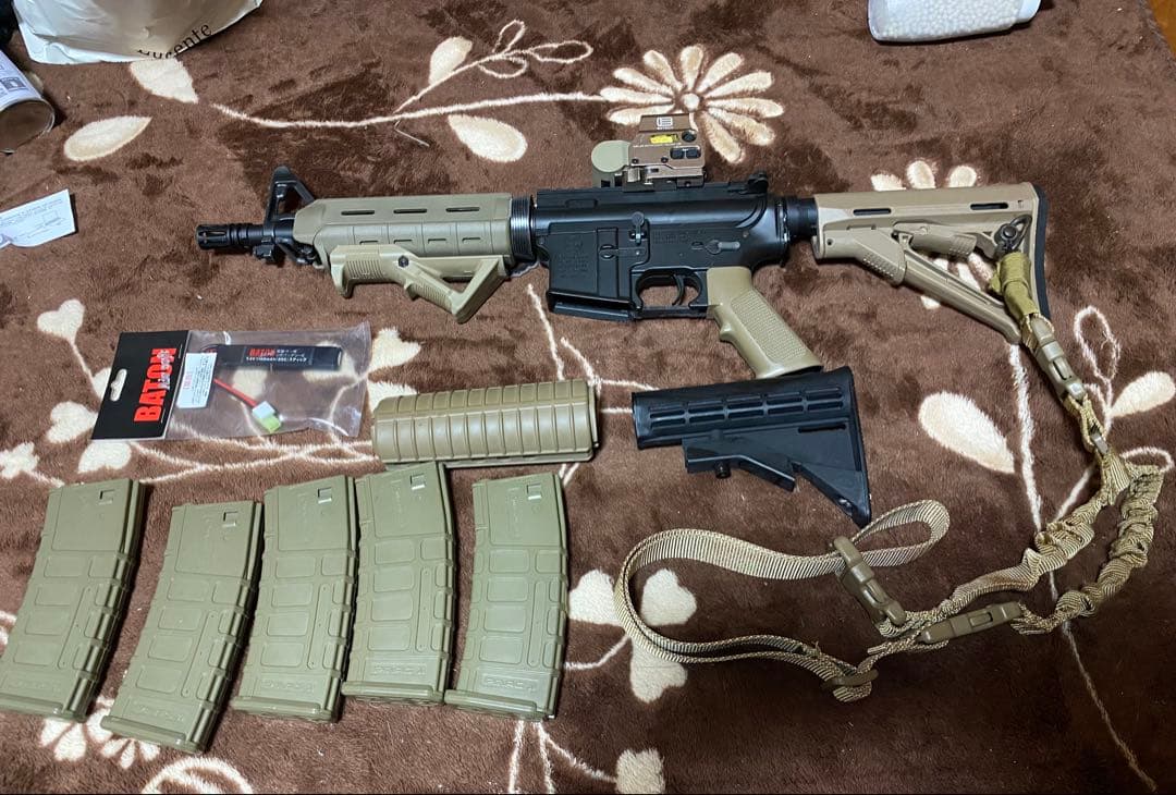 M933 マガジン5個付き、バッテリー付き