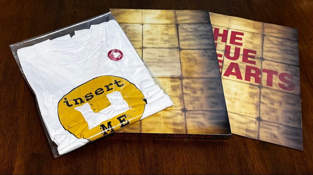 the Blue Hearts☆Tシャツ 未使用 バッジ付き シリアルNo.入り