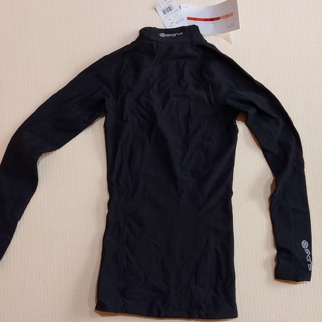 スキンズ A200 長袖　裏起毛　新品、未使用
