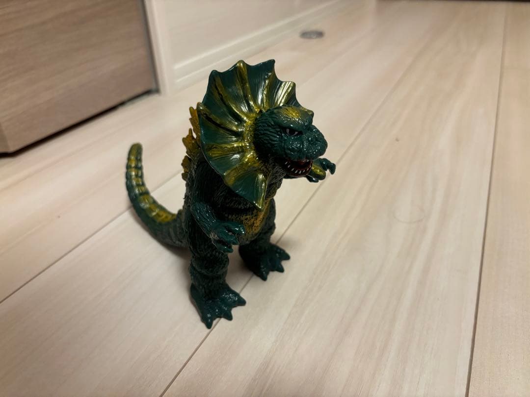 ジラース ソフビ