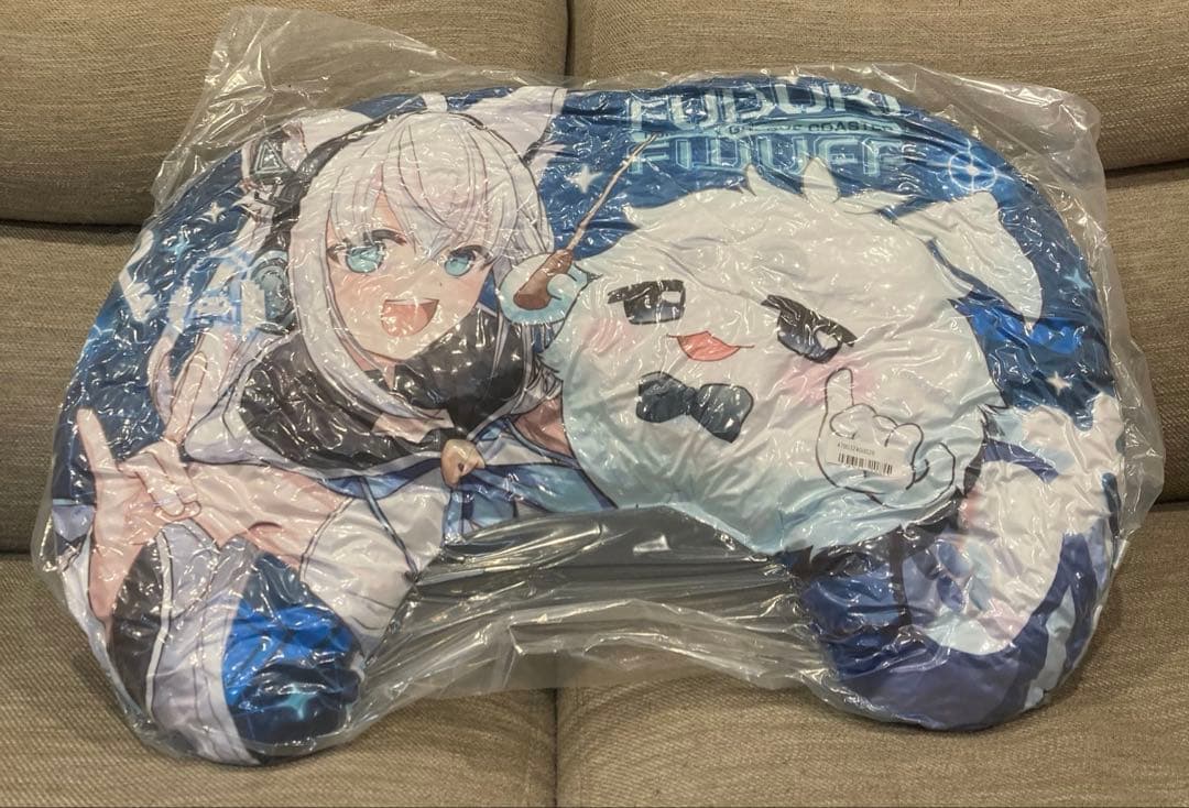 ホロライブ　描き下ろし ゲーミングクッションヘッドホン　グルーヴコースターセット