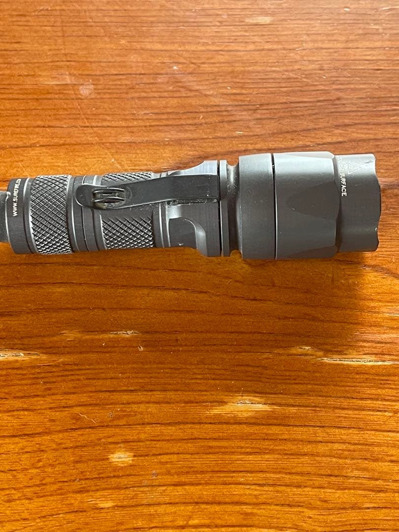 SUREFIRE アウトドアーズマン、中古