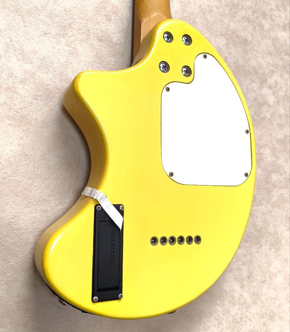 【超美品】ZO-3 イエロー アンプ内蔵ミニギター 専用イエローケース付